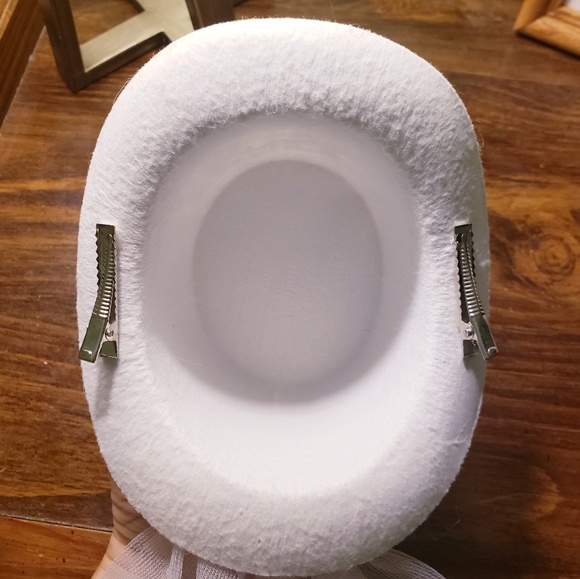 Clip-on Bride Hat - Picture 4 of 4